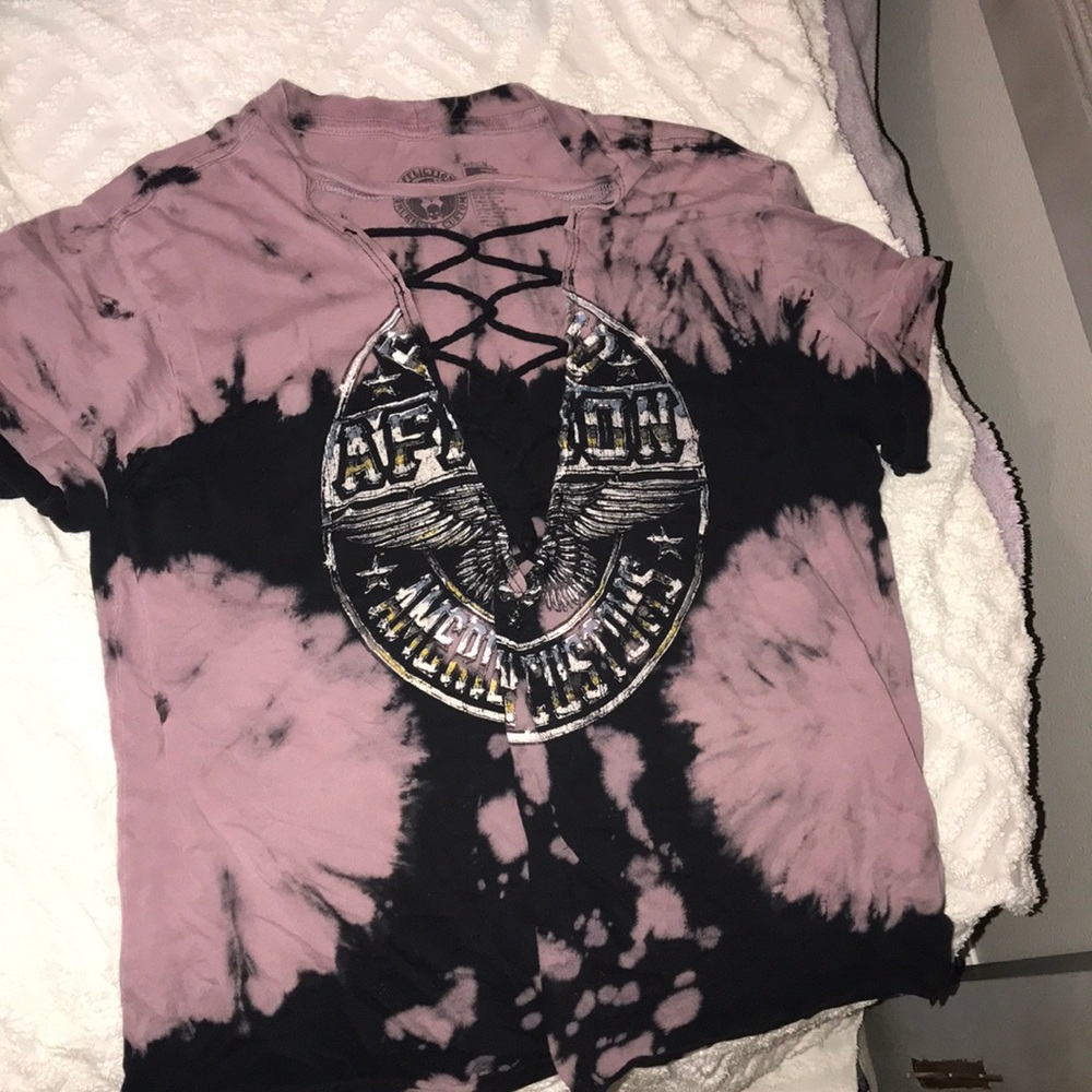 Graphic T